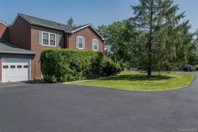 37 Candlestick Court, Warwick, NY 10990 - Photo 1