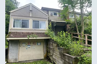 16 Bethlehem Place, Poughkeepsie, NY 12603 - Photo 1