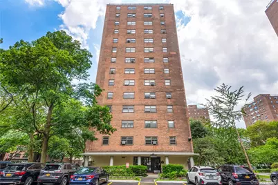 33-34 Crescent Street #8A, Astoria, NY 11106 - Photo 1