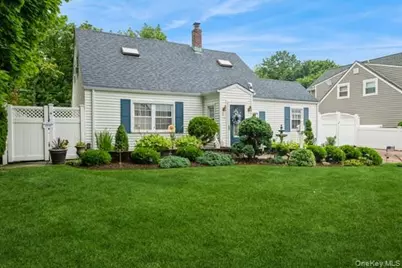 59 Hill Lane, Levittown, NY 11756 - Photo 1