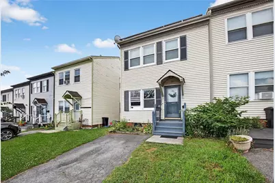 8 Washington Place, Newburgh, NY 12550 - Photo 1