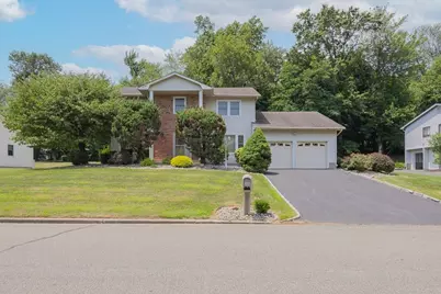 71 Jolliffe Avenue, Congers, NY 10920 - Photo 1