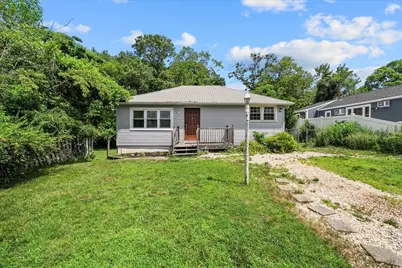 11 Bertha Street, Patchogue, NY 11772 - Photo 1