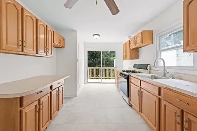 690 Corbalis Place, Yonkers, NY 10703 - Photo 1