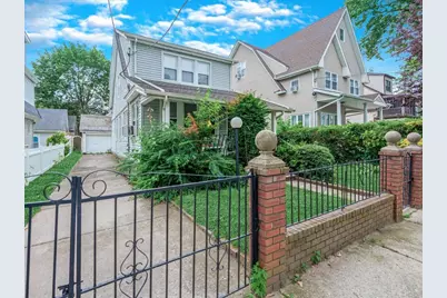 11554 174 Street, Saint Albans, NY 11434 - Photo 1