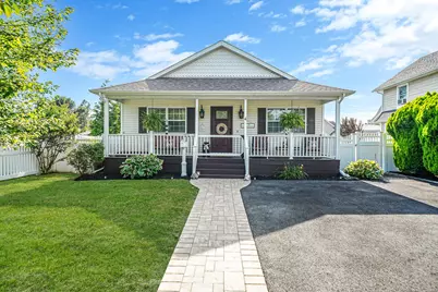 4 Ferndale Boulevard, Islip, NY 11751 - Photo 1