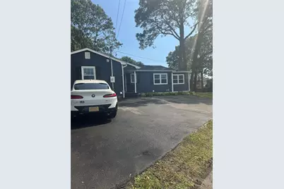 882 Union Boulevard, West Islip, NY 11795 - Photo 1