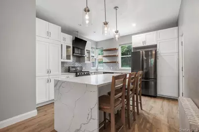 525 E 235th Street, Bronx, NY 10470 - Photo 1