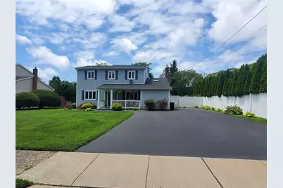 1336 Coates Avenue, Holbrook, NY 11741 - Photo 1