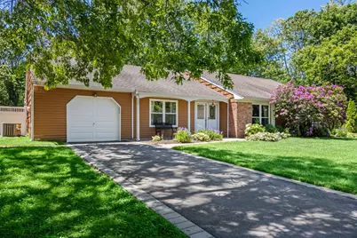 25 Annandale Road, Stony Brook, NY 11790 - Photo 1