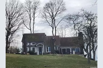 4 Childs Lane, Setauket, NY 11733 - Photo 1