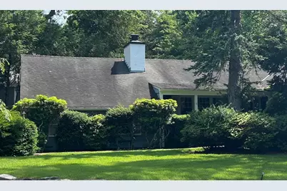 54 Drake Road, Scarsdale, NY 10583 - Photo 1