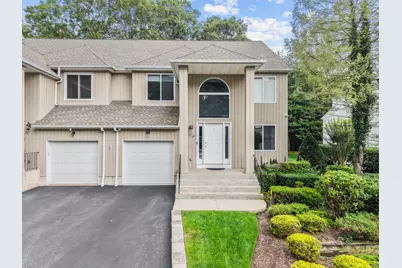 22 Stone Gate Court #22, Smithtown, NY 11787 - Photo 1