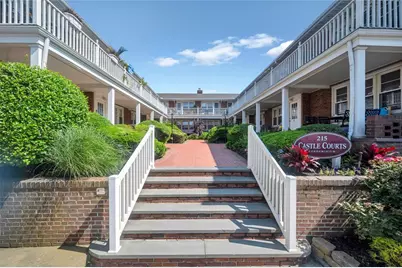 215 W Broadway #M3, Long Beach, NY 11561 - Photo 1