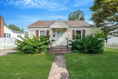 30 Leyden Street, Huntington Station, NY 11746 - Photo 1