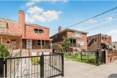2731 Laconia Avenue, Bronx, NY 10469 - Photo 1