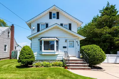472 S 3rd Street, Lindenhurst, NY 11757 - Photo 1