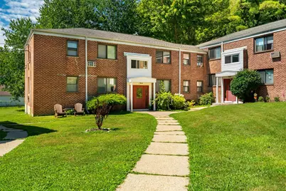 31 Lawrence Drive #D, White Plains, NY 10603 - Photo 1