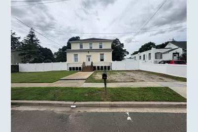 741 Clocks Boulevard, Massapequa, NY 11758 - Photo 1