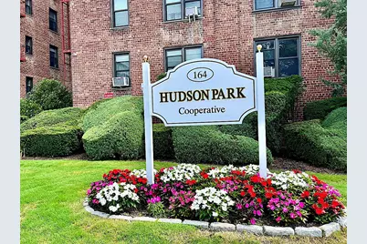 164 Church Street #1H, New Rochelle, NY 10805 - Photo 1