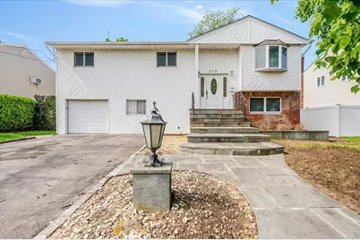 378 W Waukena Avenue, Oceanside, NY 11572 - Photo 1