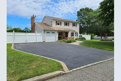 23 Saratoga Avenue, Medford, NY 11763 - Photo 1