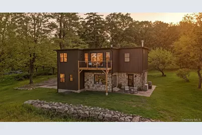 115 Schuyler Avenue, Cragsmoor, NY 12420 - Photo 1