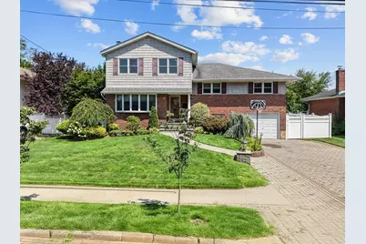 330 Whitehall Boulevard, Garden City, NY 11530 - Photo 1