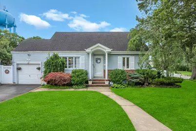 100 Brendan Avenue, Massapequa Park, NY 11762 - Photo 1