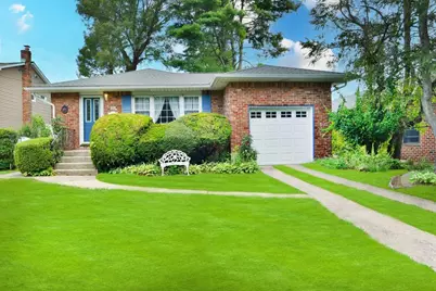 20 Devine Avenue, Syosset, NY 11791 - Photo 1