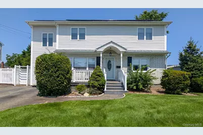 37 Seward Street, West Babylon, NY 11704 - Photo 1