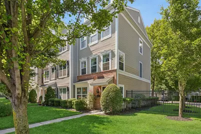 29 Stahlman Lane #29, Patchogue, NY 11772 - Photo 1