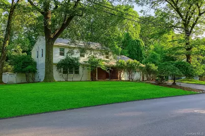 10 Swallow Avenue, Chestnut Ridge, NY 10977 - Photo 1