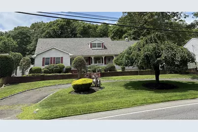 36 Leeds Boulevard, Farmingville, NY 11738 - Photo 1