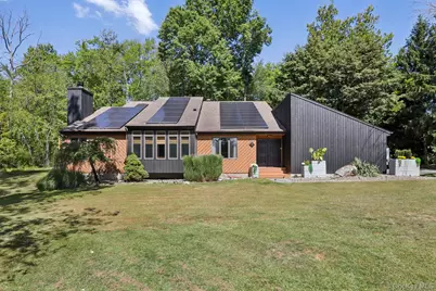 7 Elizabeth Court, Spring Valley, NY 10977 - Photo 1