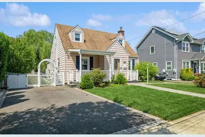 239 Stephen Street, North Bellmore, NY 11710 - Photo 1