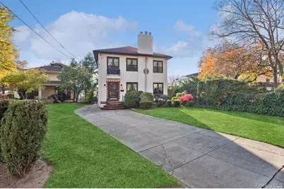 56 Floral Parkway, Floral Park, NY 11001 - Photo 1