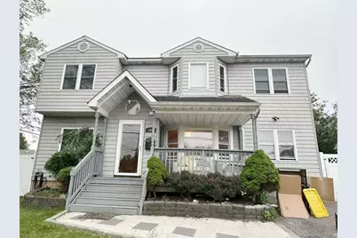 203 29th Street, Lindenhurst, NY 11757 - Photo 1