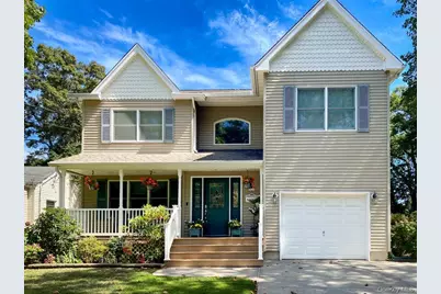 29 Bailey Avenue, Babylon, NY 11702 - Photo 1