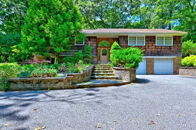 423 S Country Road, Brookhaven, NY 11719 - Photo 1