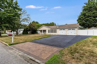 17 Lillian Street, Port Jefferson Station, NY 11776 - Photo 1