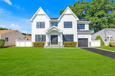 109 Greenway, Albertson, NY 11507 - Photo 1