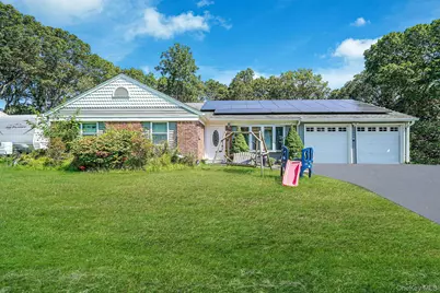32 Summercress Lane, Coram, NY 11727 - Photo 1