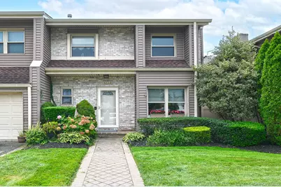 226 Oakview Avenue, Oceanside, NY 11572 - Photo 1