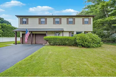 25 Woodsorrel Lane, East Northport, NY 11731 - Photo 1