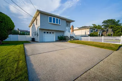 35 Lee Avenue, Babylon, NY 11702 - Photo 1