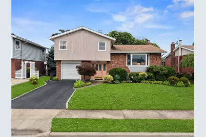 48 Oxford Road, East Rockaway, NY 11518 - Photo 1