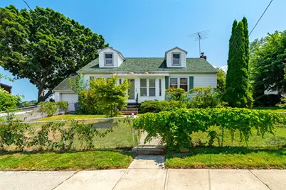 81 Lincoln Avenue, Yonkers, NY 10704 - Photo 1