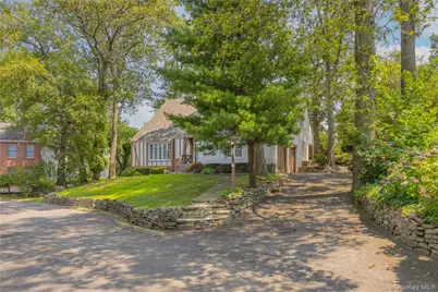 4 Bobolink Place, Yonkers, NY 10701 - Photo 1