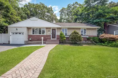 10 Saxon Road, Farmingdale, NY 11735 - Photo 1